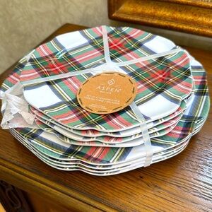 Aspen Plaid Melamine Dinner/salad Plates 8 piece set. Red/green-multiple colors.